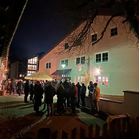 Krieger Regensburg 酒店 *